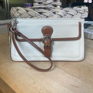 Coach off-White and Brown leather two pocket wristlet